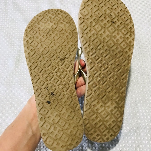 Tory Burch flip flops - Picture 4 of 7